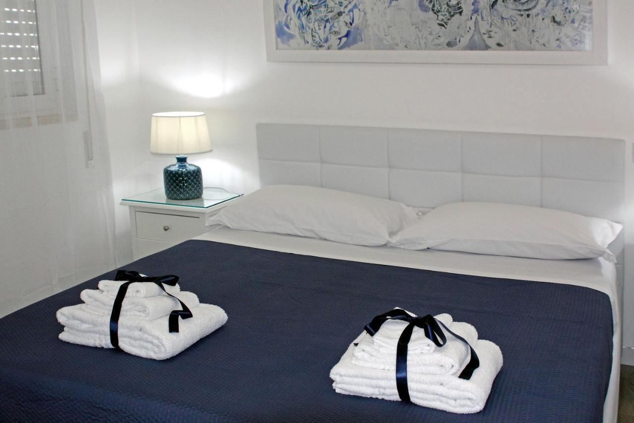 Apartamento Dimora Grazia In Riva Al Mare Monopoli Exterior foto