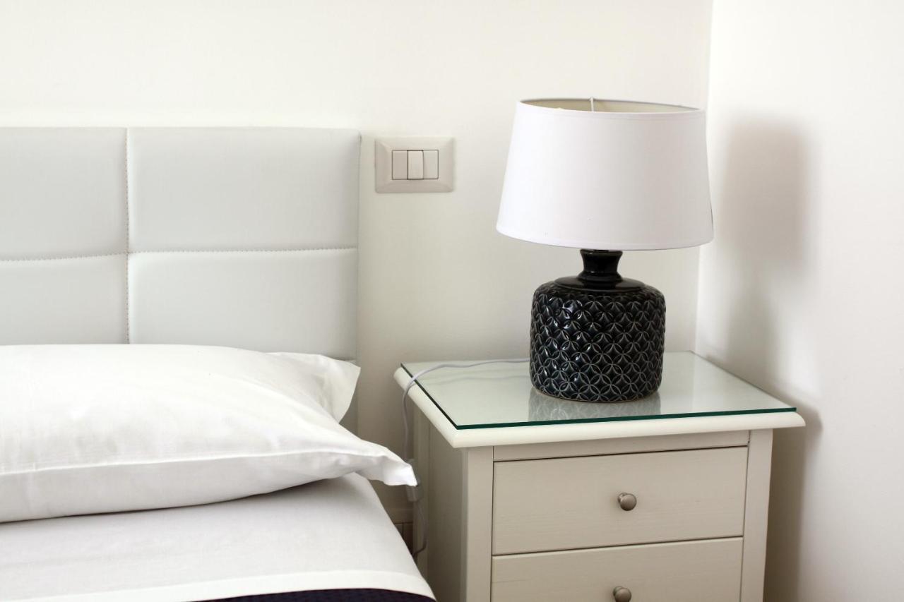 Apartamento Dimora Grazia In Riva Al Mare Monopoli Exterior foto